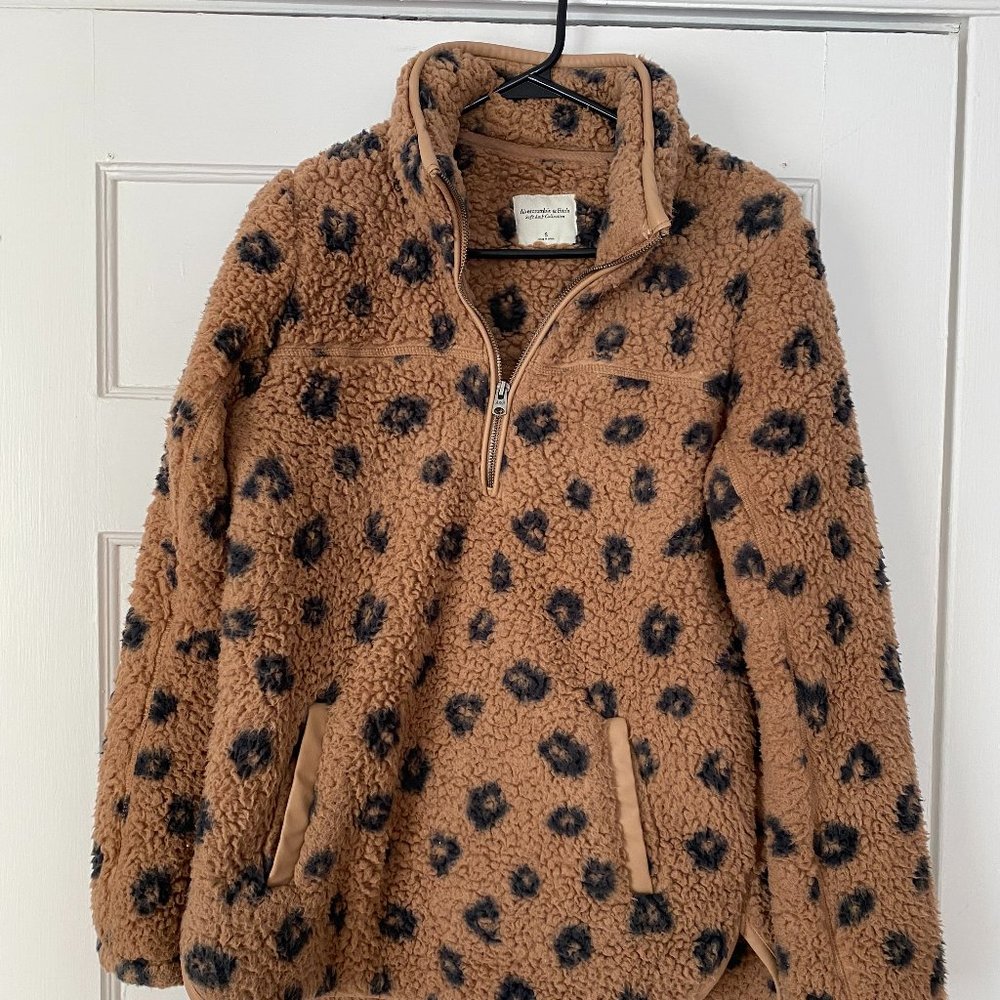 Abercrombie + Fitch Leopard Sherpa